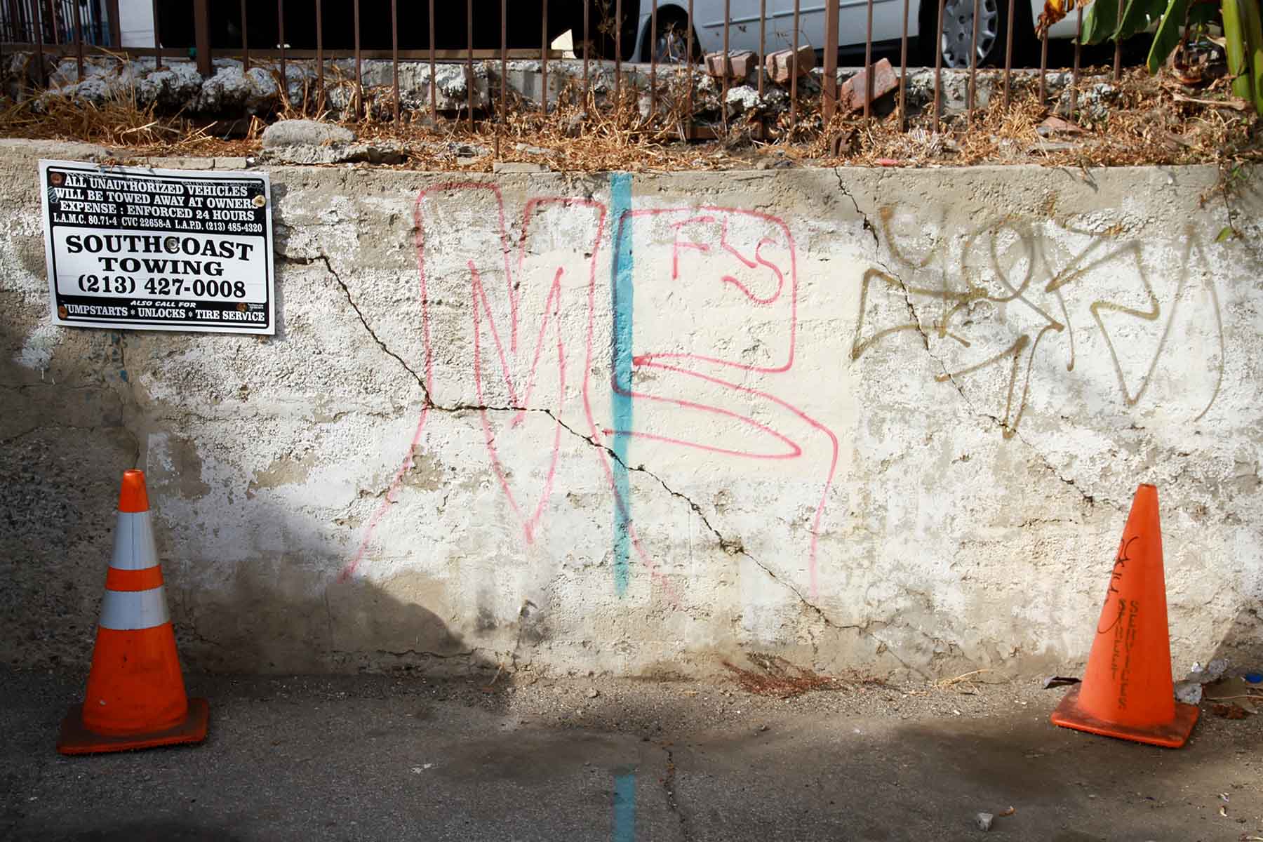 Una pinta de la MS sobre la calle Francis en Los Ángeles, California/ Carlos García