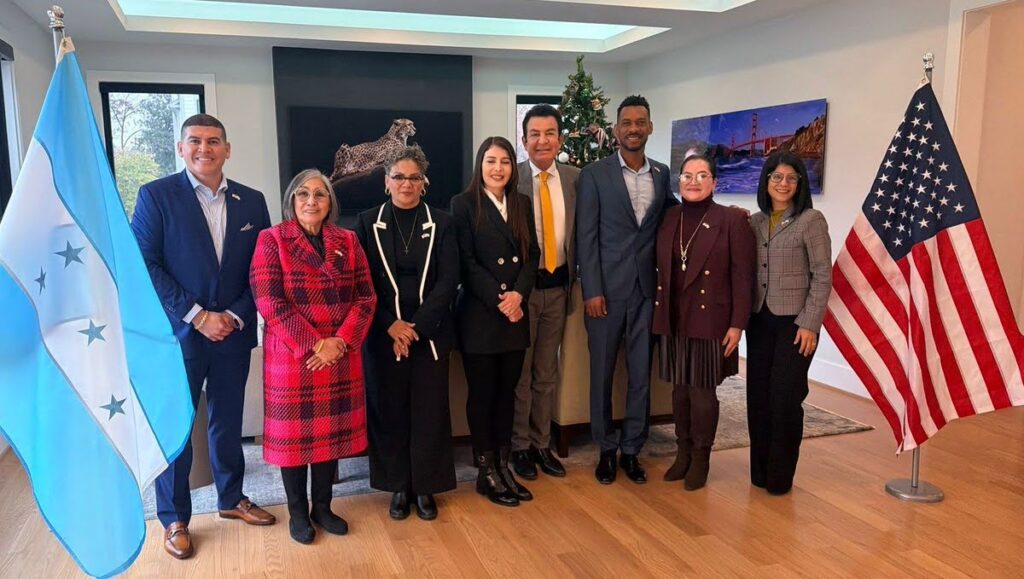 Imagen: redes oficiales de Salvador Nasralla